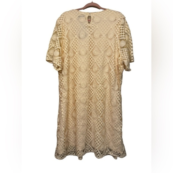 City Chic Crochet Vibes Mini Dress 24 W - Picture 8 of 13